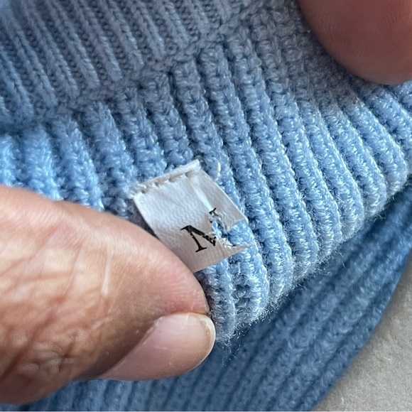 Baby Blue Oversized knit Sweater Sz M - Picture 6 of 7